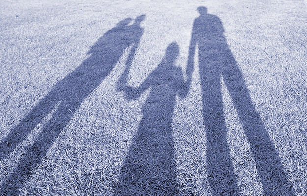留置場面会できる人まとめ|友人・知人でも面会できる?子供・ペット連れや外国人の場合は? 6 kazoku